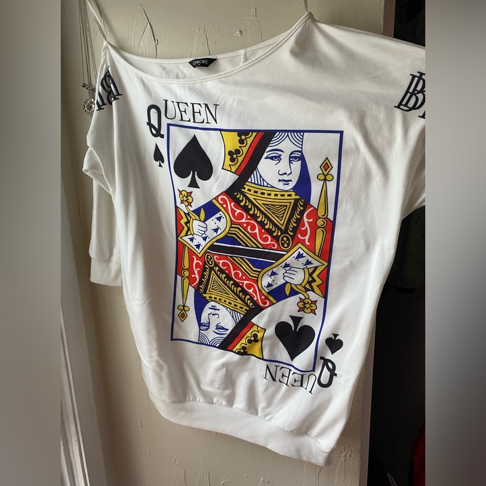 White and black Oueen of Hearts off the shoulder sweatshirt